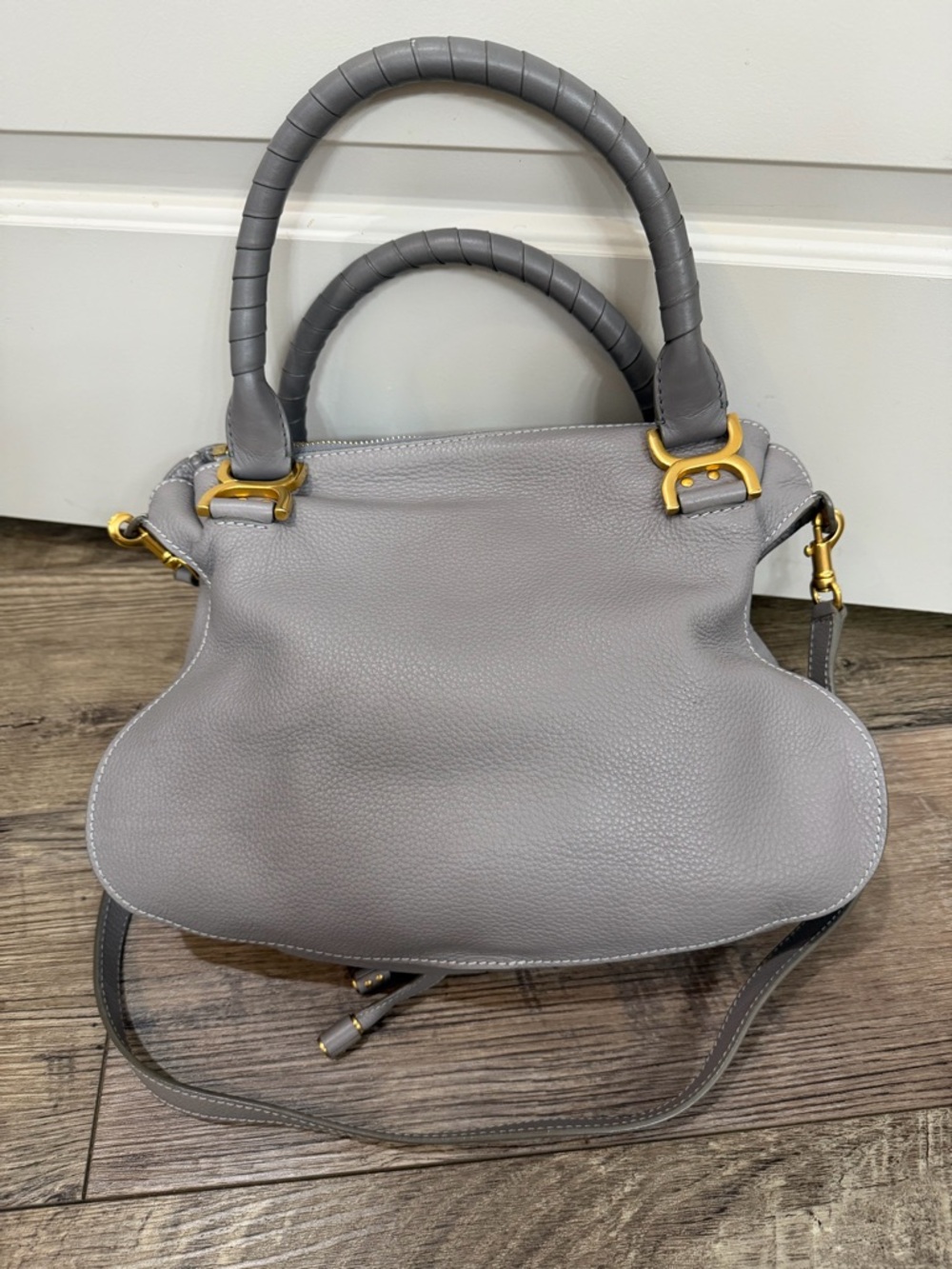 Chloe Marcie Medium Dove Gray Leather Shoulder Bag with Gold Hardware - Picture 2 of 11